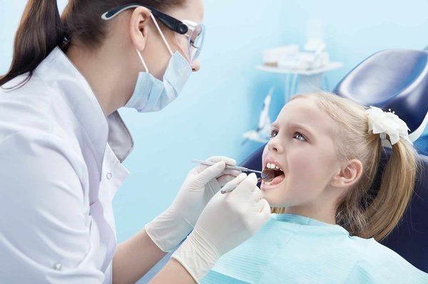 Comment la dentisterie Hanok traite-t-elle les dents de sagesse ?